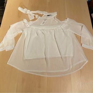 CBR halter shoulder sheet lined top. Pretty. Size small.